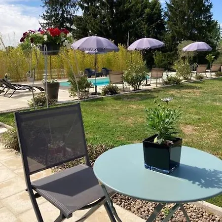 Private Heated Pool With River View Ferienhaus Bergerac