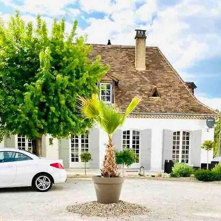 Private Heated Pool With River View Ferienhaus