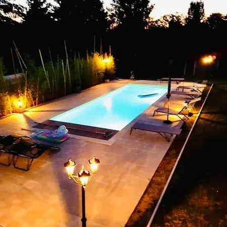 Ferienhaus Private Heated Pool With River View *